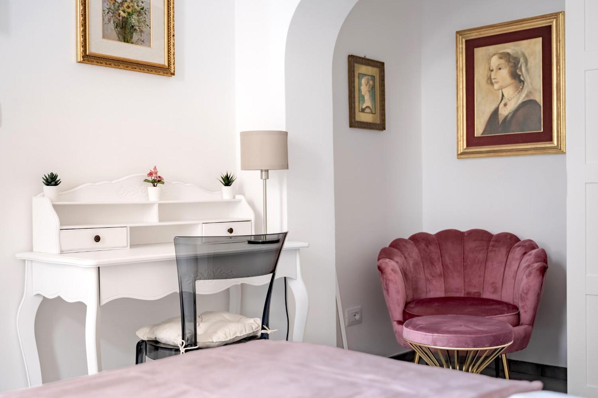 Via Ponte Alle Mosse, 19 - Florence Charming Apartments - A Chic, Newly Renovated Apartment Near Tram Leopolda, A Few Min From Downtown Extérieur photo