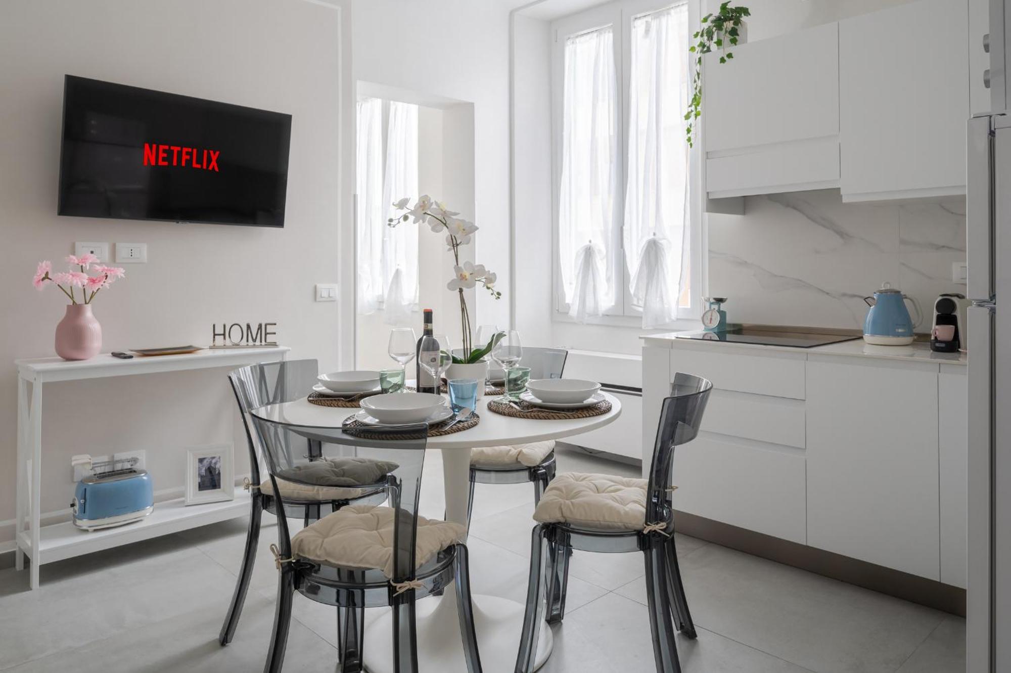 Via Ponte Alle Mosse, 19 - Florence Charming Apartments - A Chic, Newly Renovated Apartment Near Tram Leopolda, A Few Min From Downtown Extérieur photo