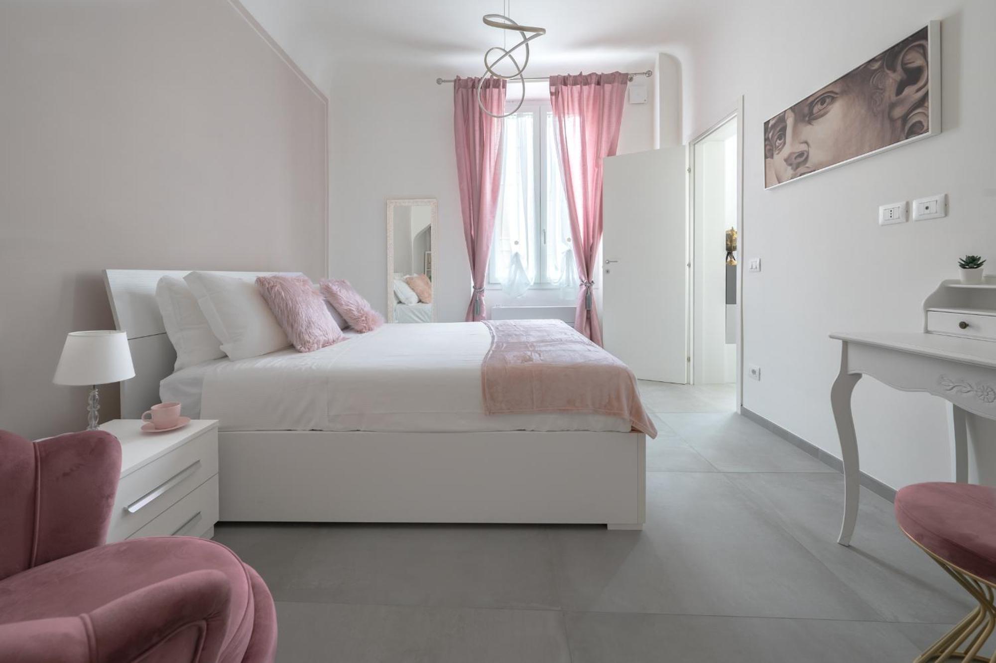 Via Ponte Alle Mosse, 19 - Florence Charming Apartments - A Chic, Newly Renovated Apartment Near Tram Leopolda, A Few Min From Downtown Extérieur photo